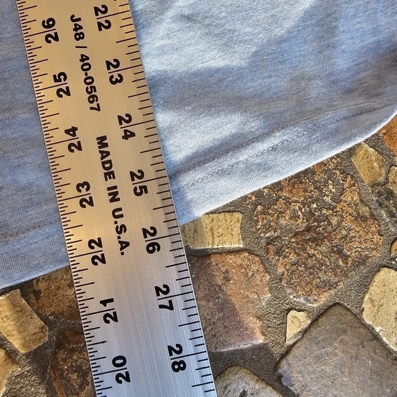 NWT Guinness "The World IS Your Oyster" Graphic T-shirt, Size Small - Picture 10 of 11